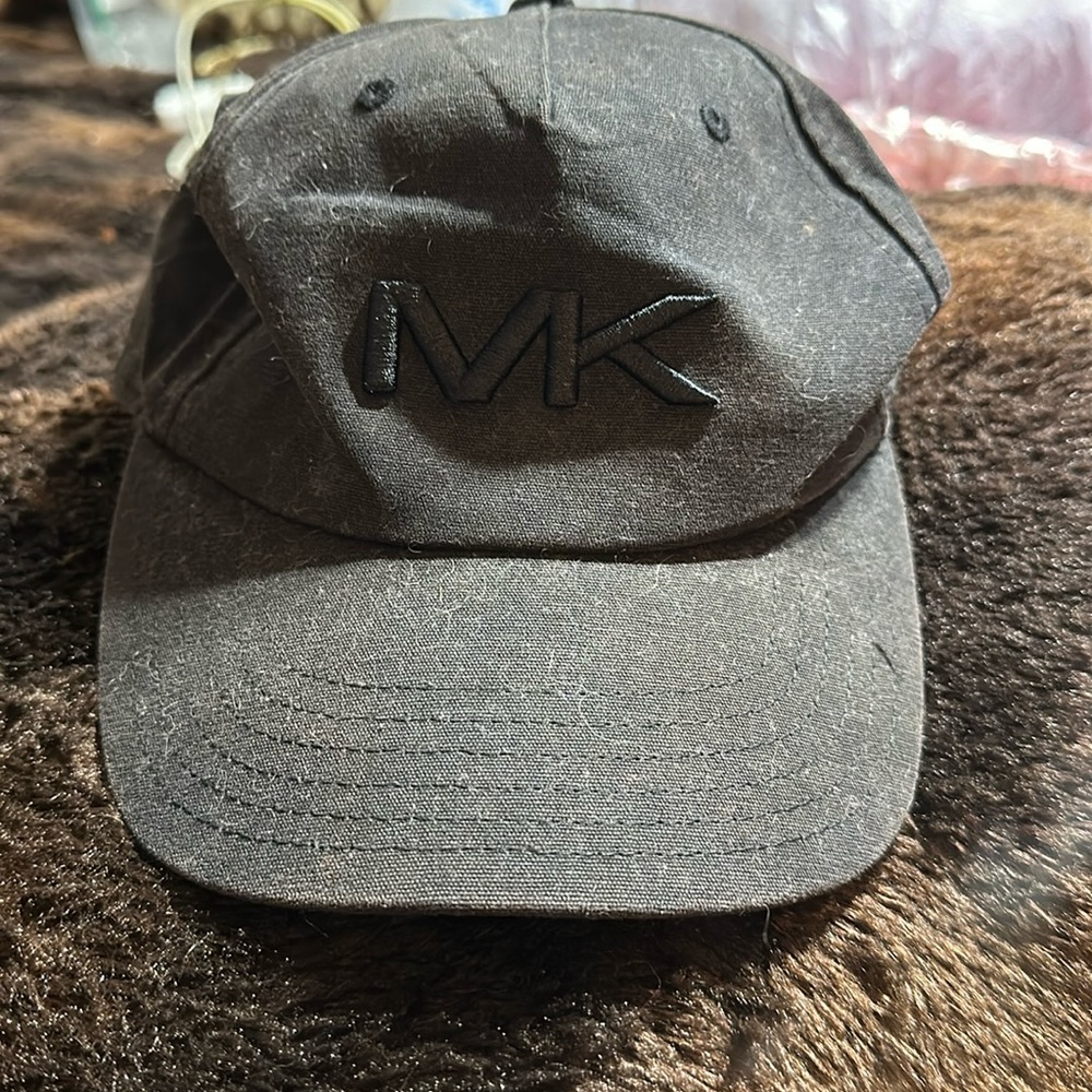 Michael kors black baseball hat